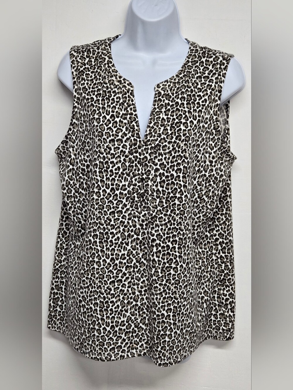 Eliane Rose L Tank Top Half Button Front Stretch Animal Print